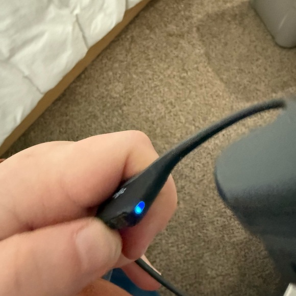 Aftershokz Trekz Air Headphones - Picture 4 of 4